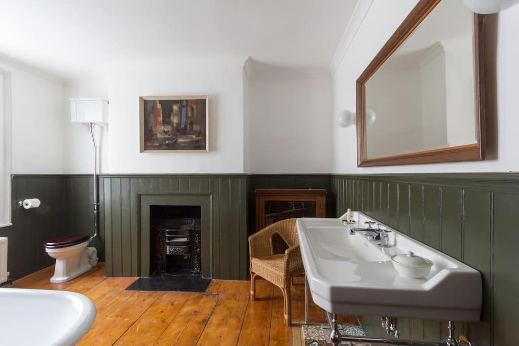 Picturesque Seaside Cottage Next To Viking Bay - Broadstairs Ngoại thất bức ảnh